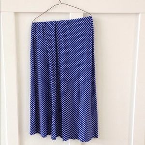 Cute spring maxi skirt!!!!!! size large